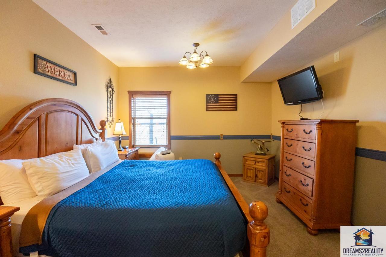Forest Heights Lodge - 6Br - Pool Table - Near Silver Dollar City - Free Tickets Included Branson Ngoại thất bức ảnh